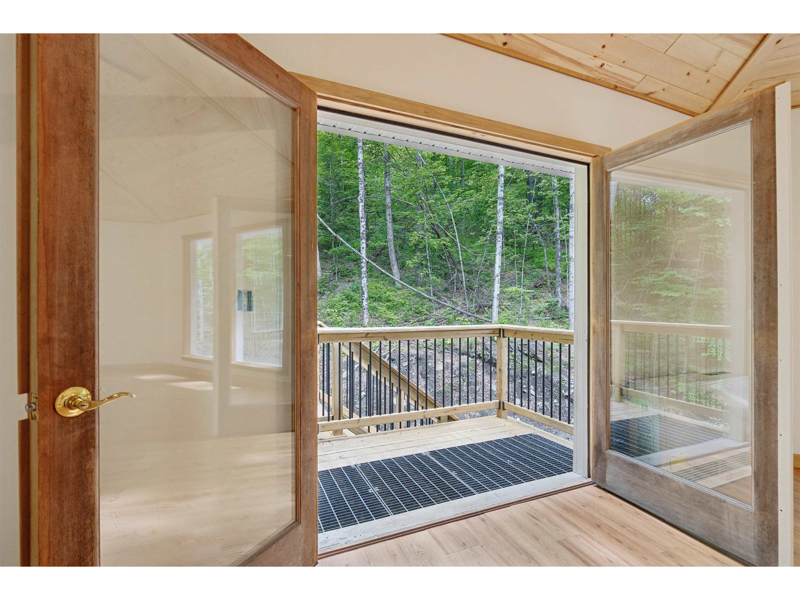 138 Red Maple Lane