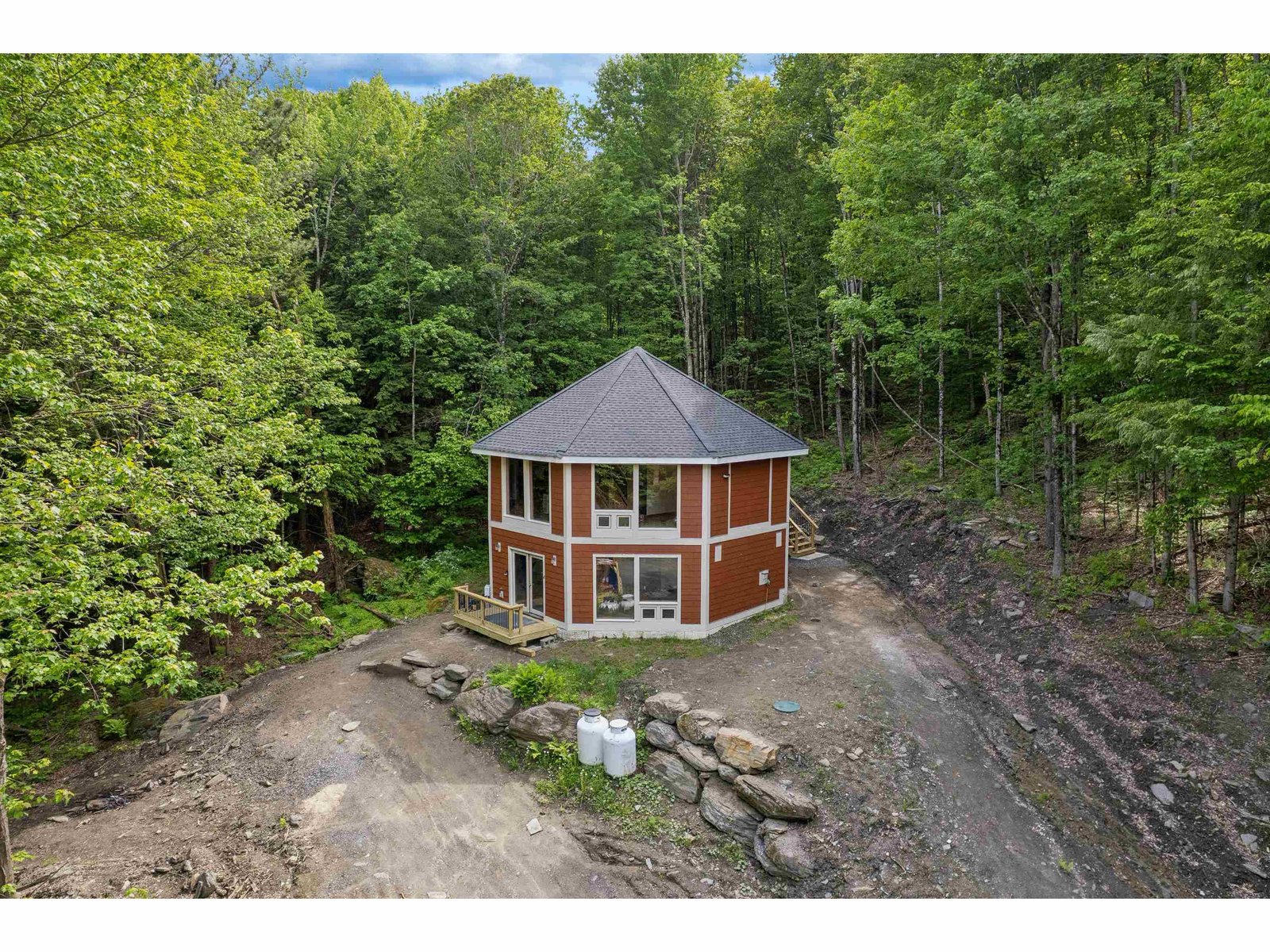 138 Red Maple Lane