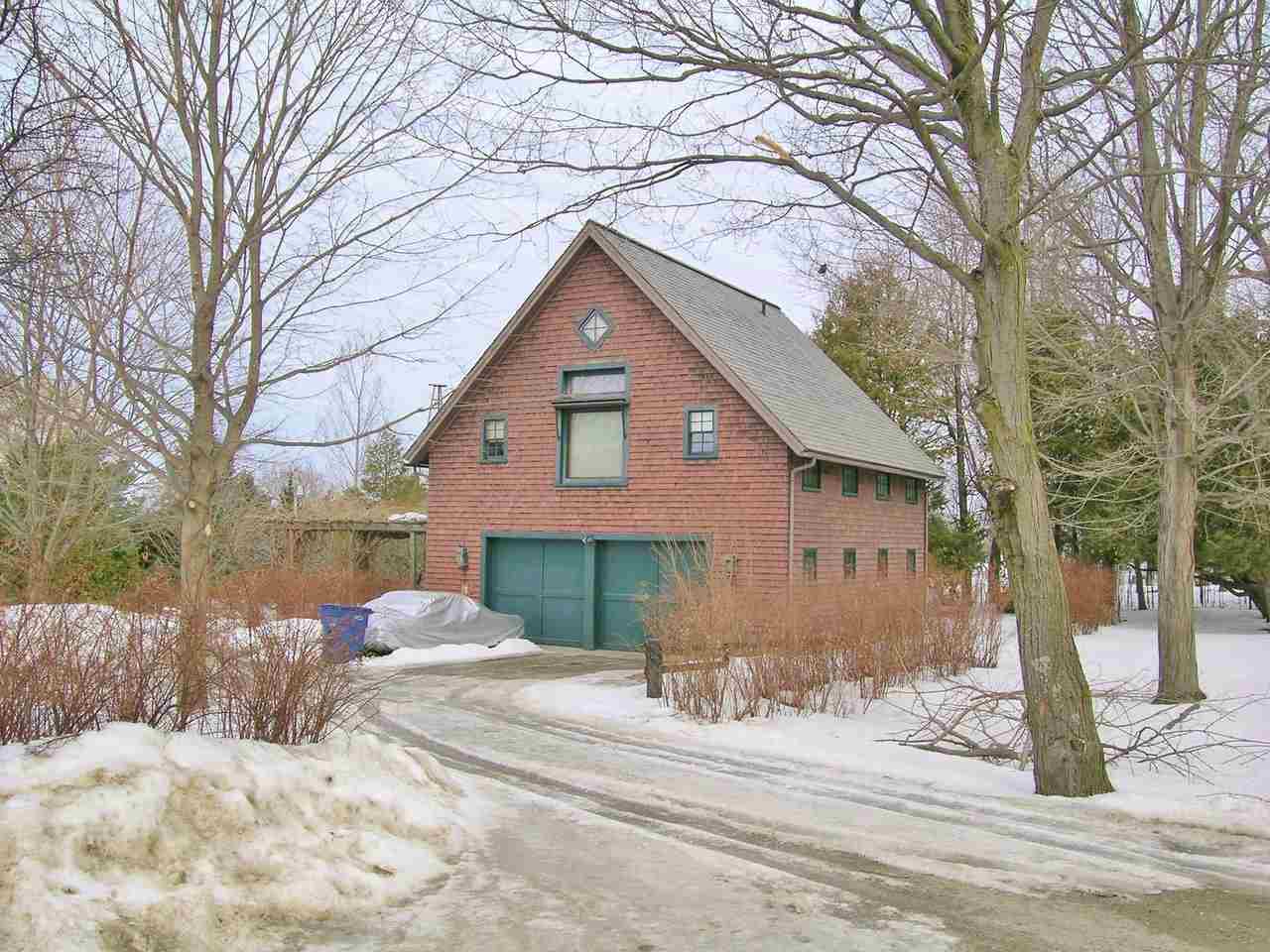 1389 Church Hill