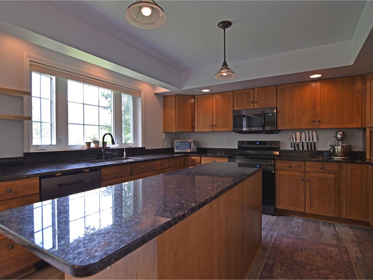 1389 Notch Road