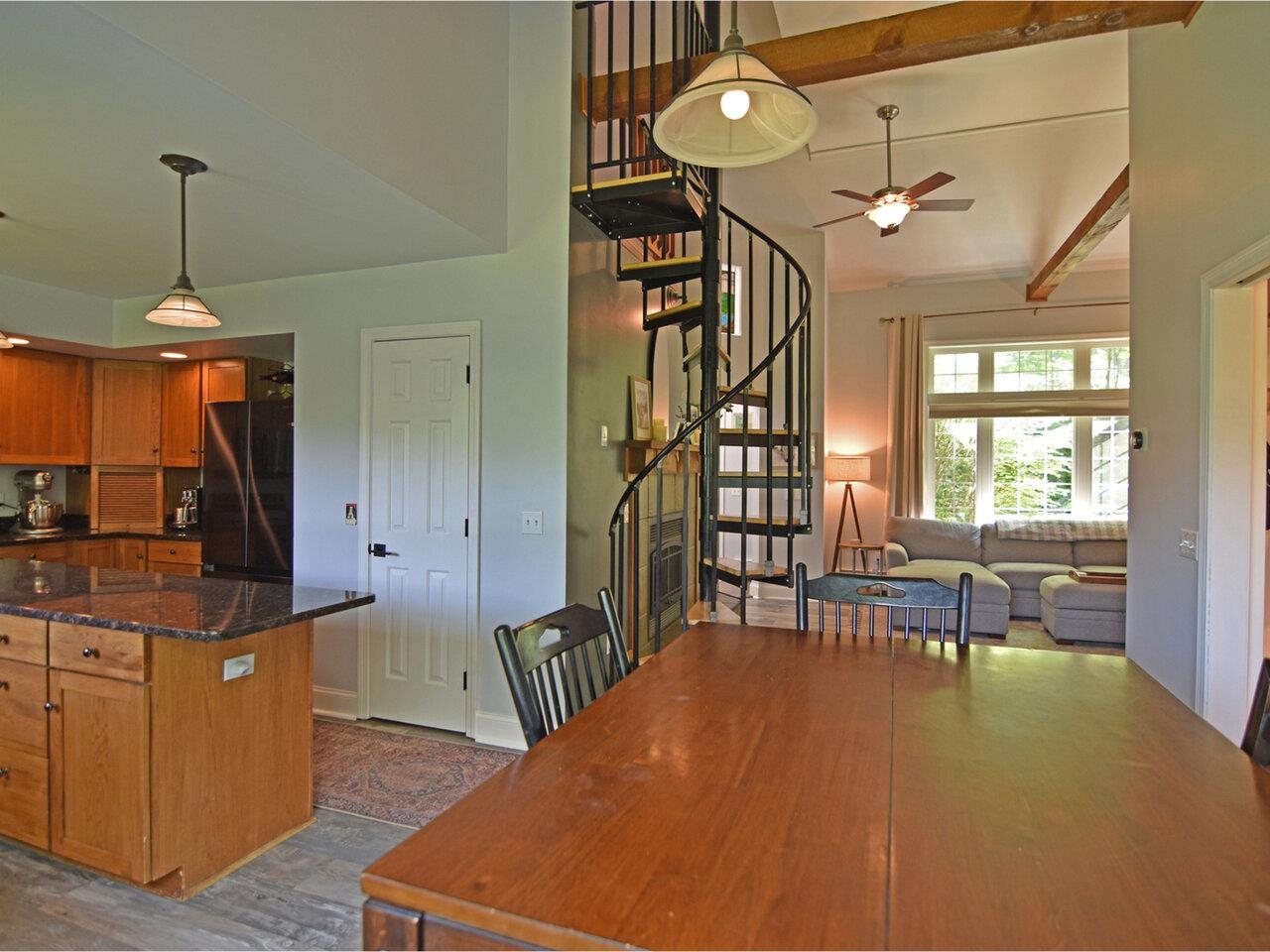 1389 Notch Road