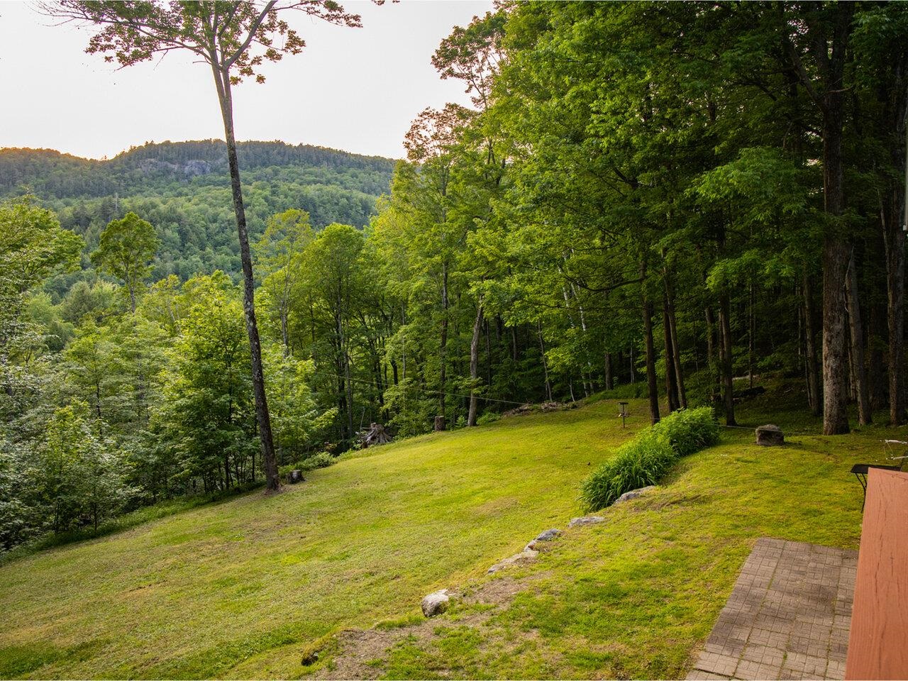 1389 Notch Road