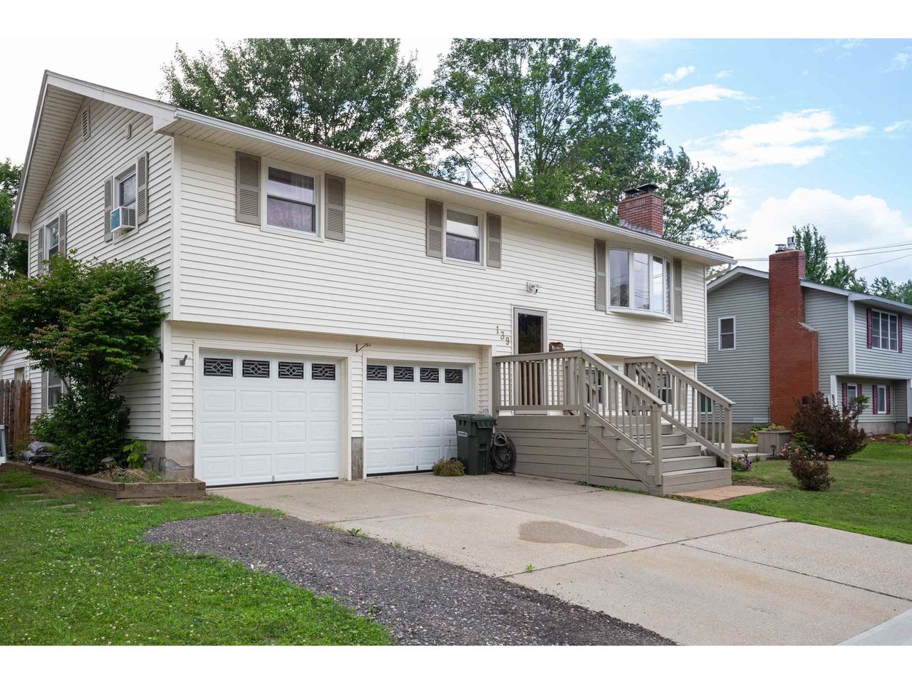139 Sunset Drive