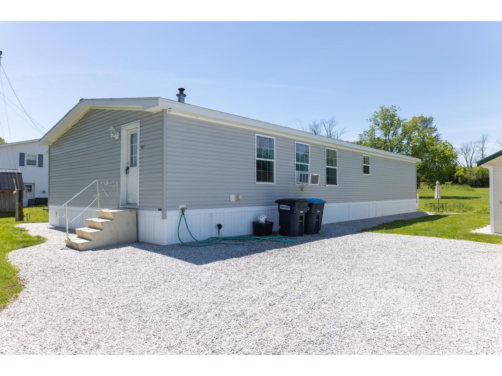 1395 Lower Newton Road