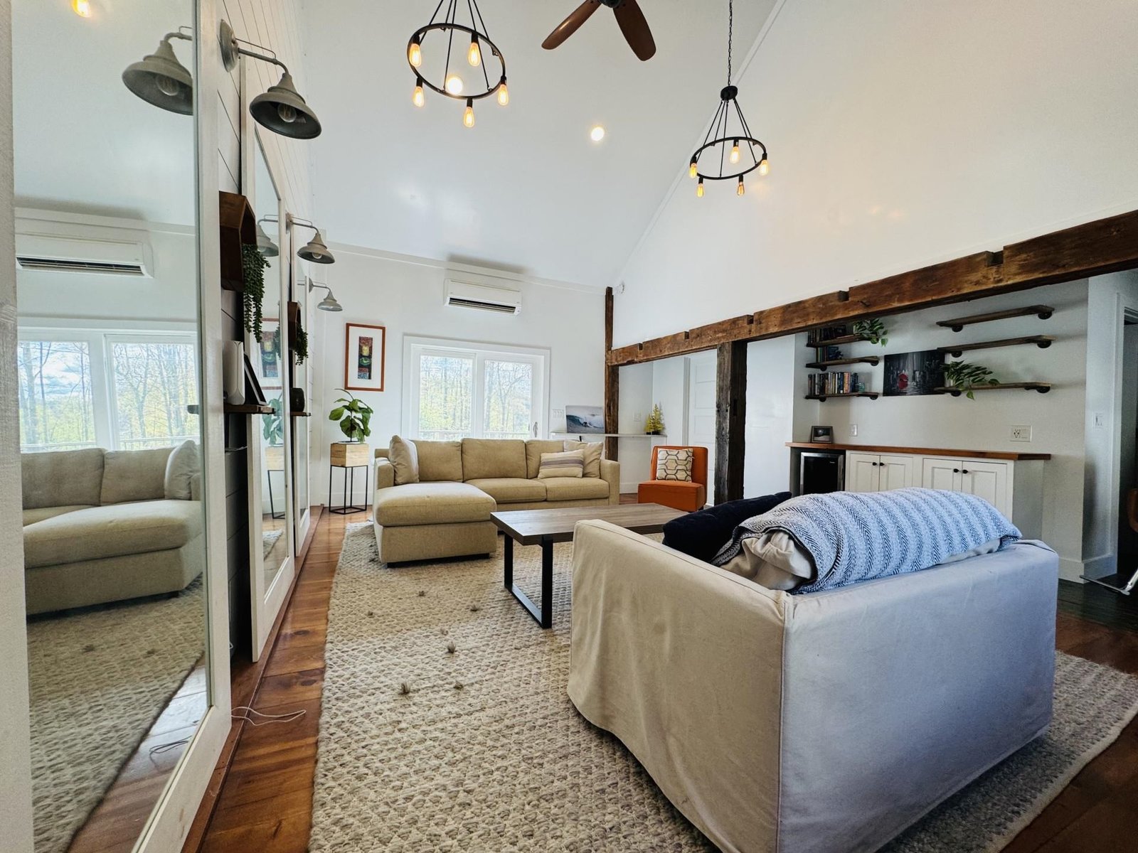 1396 Pond Road