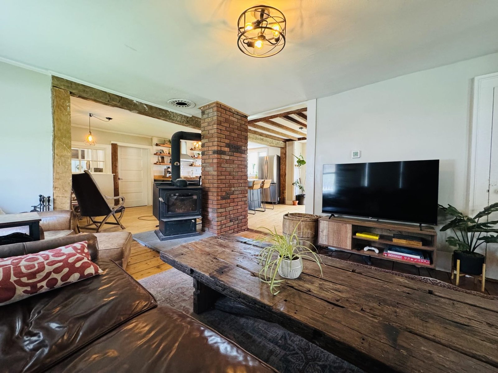 1396 Pond Road