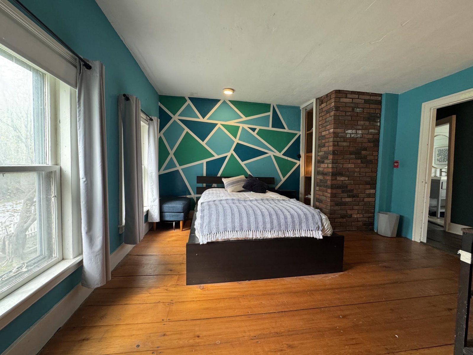 1396 Pond Road