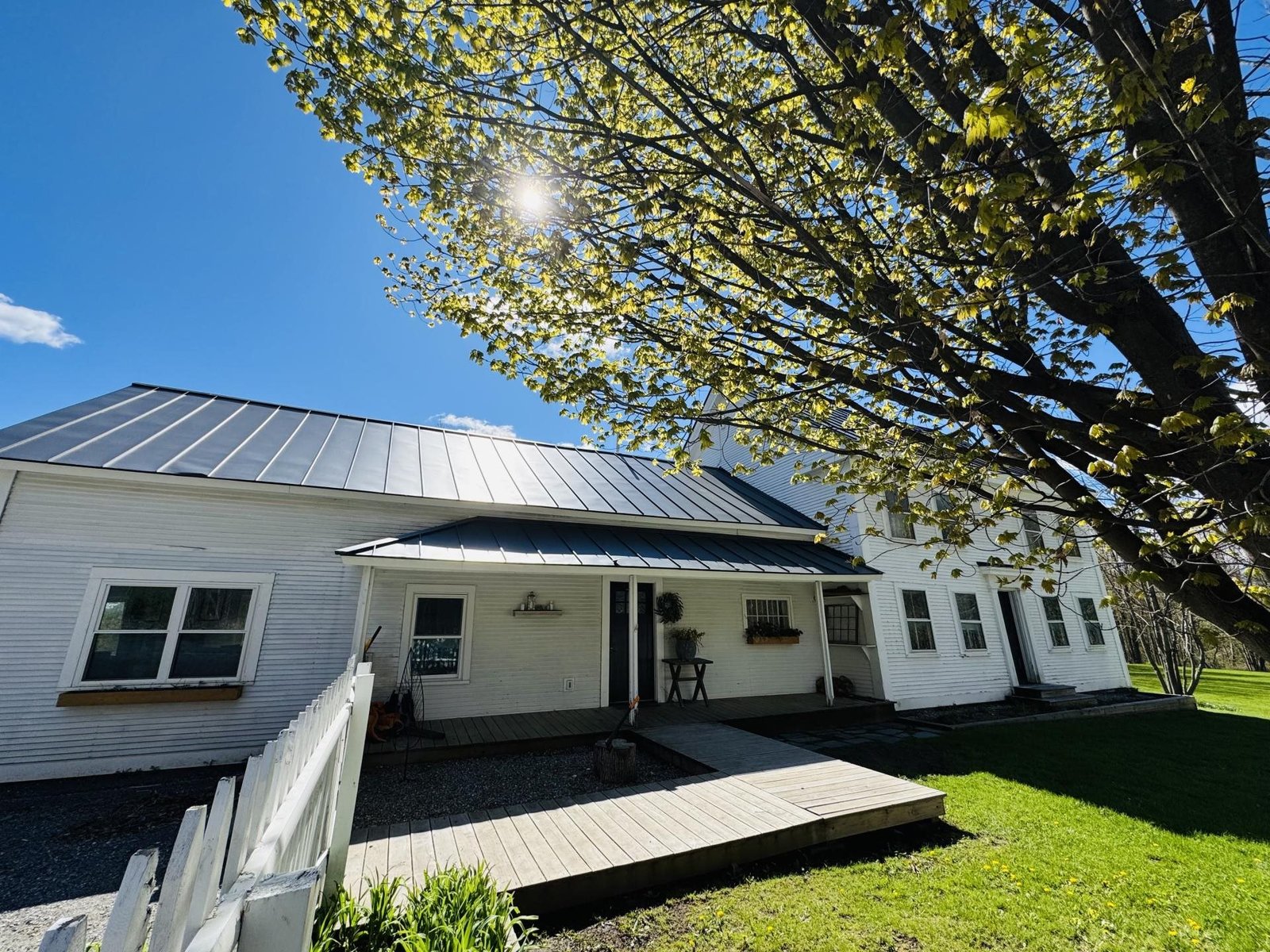 1396 Pond Road