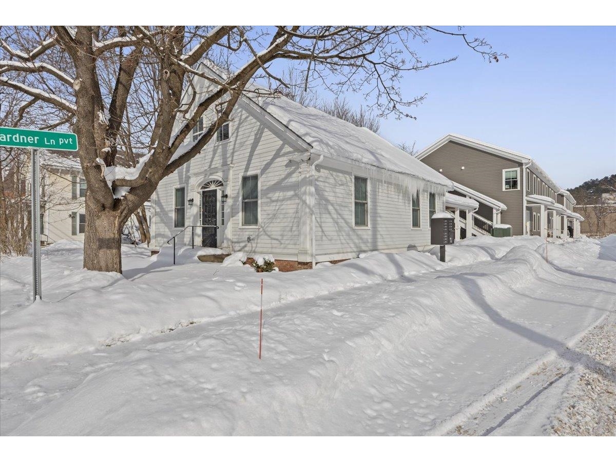13B Gardner Lane
