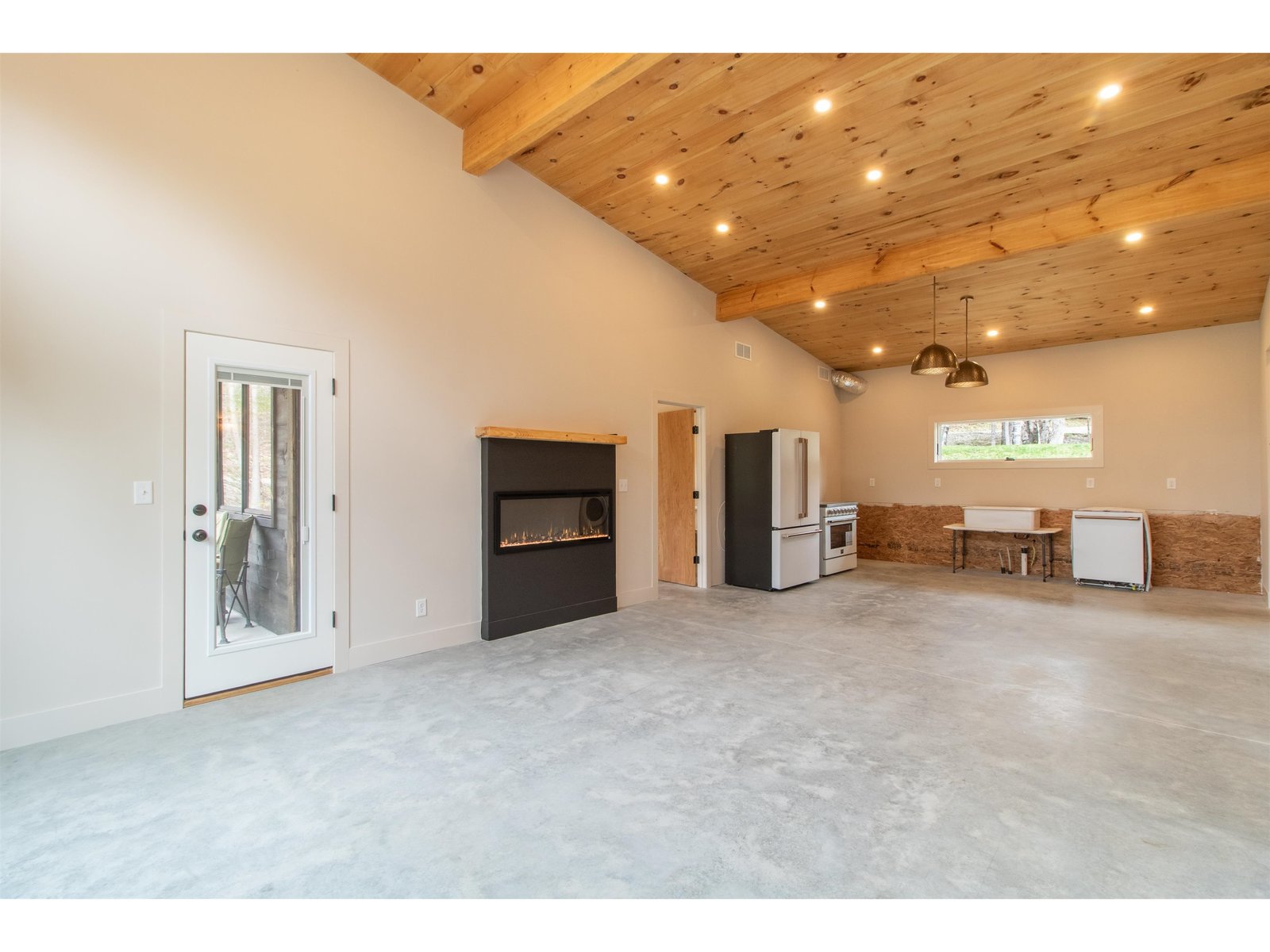 14 Aikins Drive