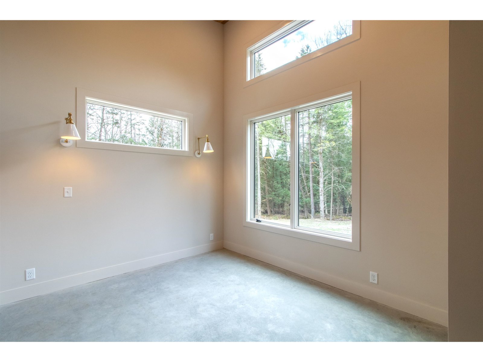 14 Aikins Drive
