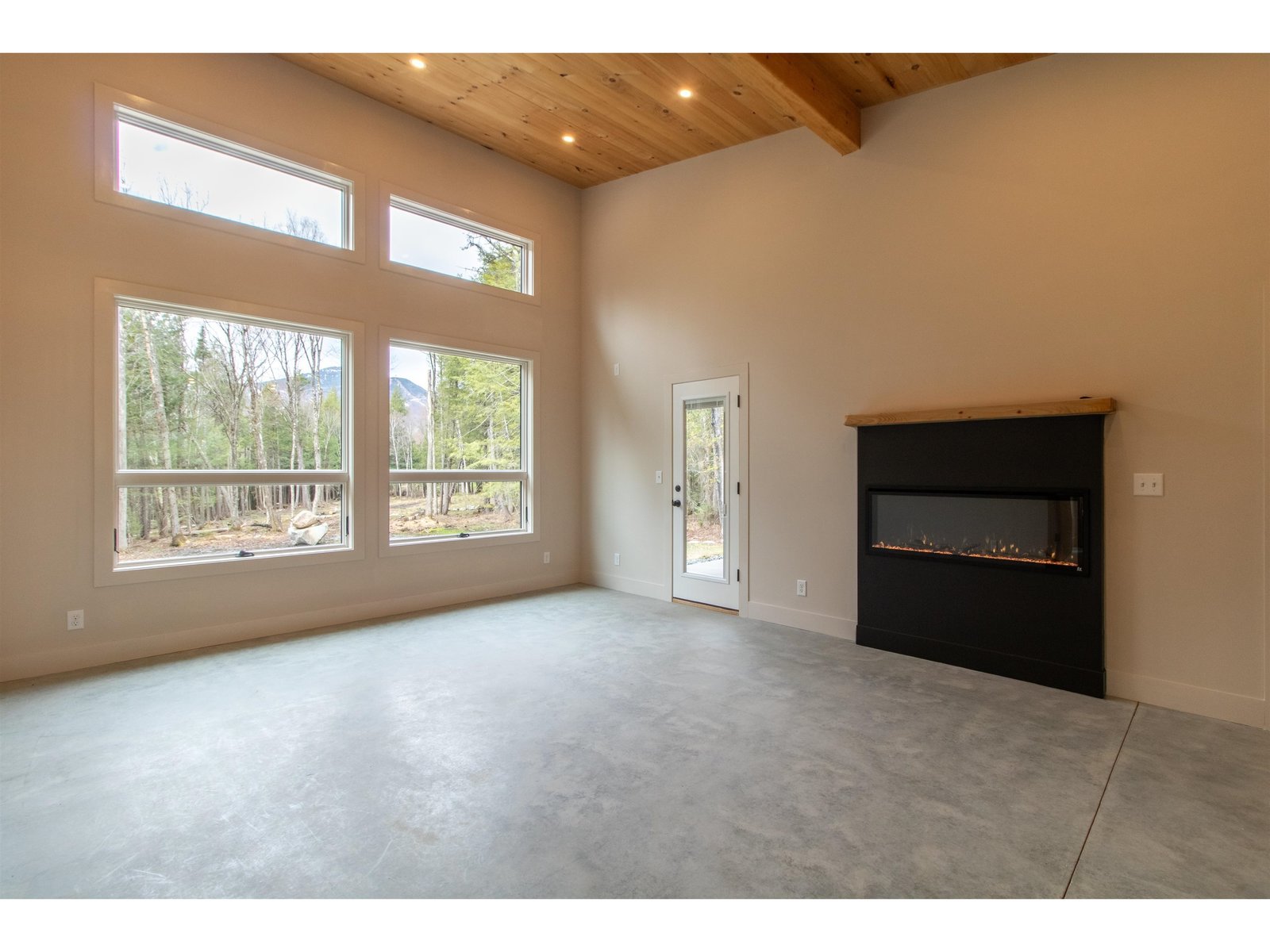 14 Aikins Drive