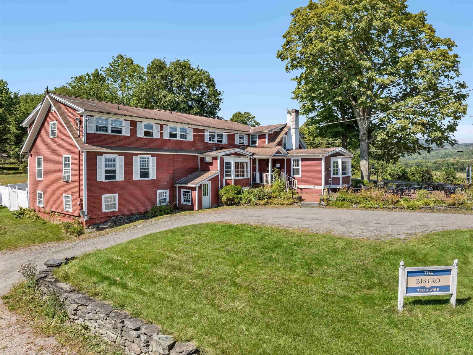 14 Barrows Road