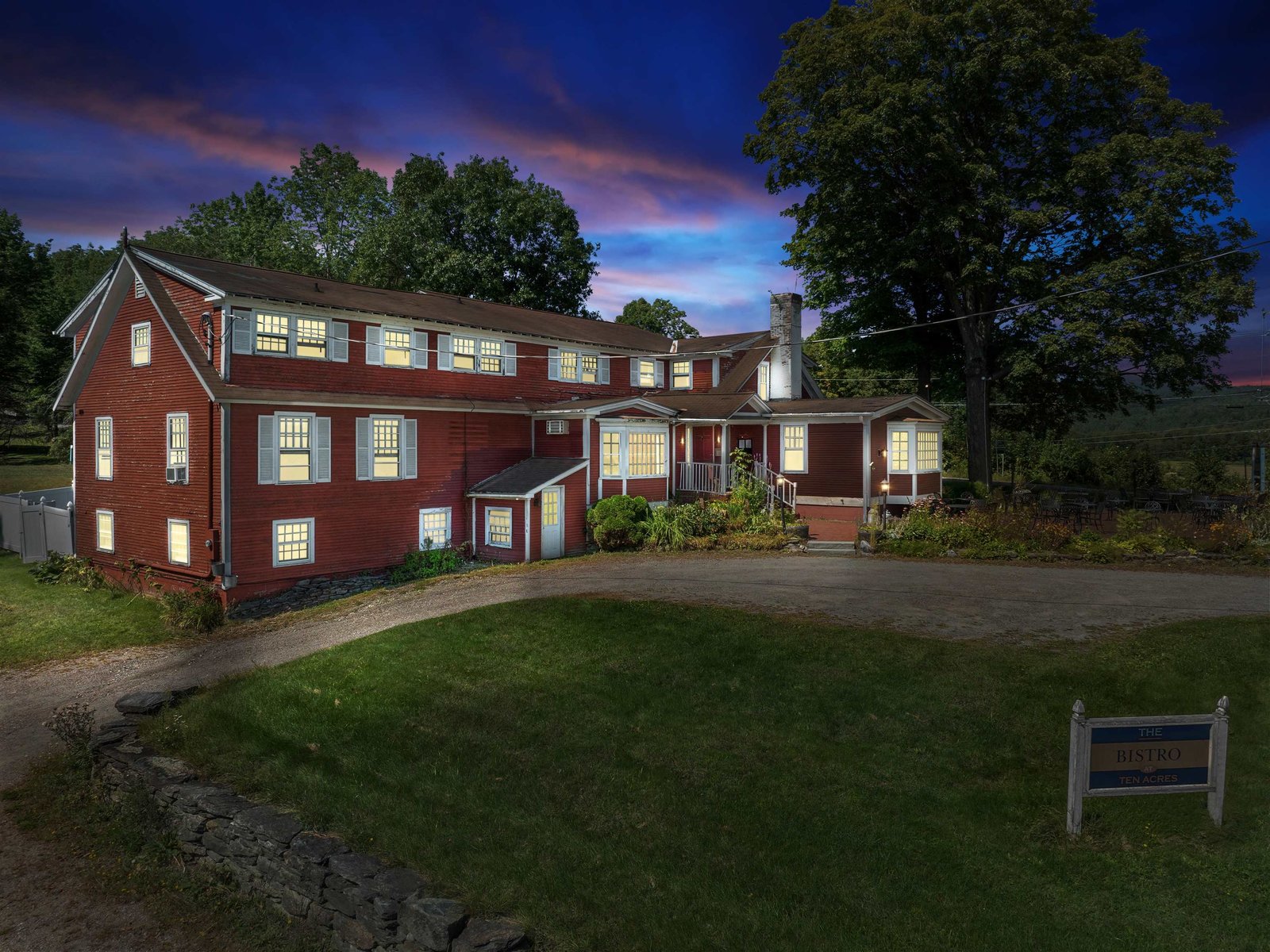 14 Barrows Road