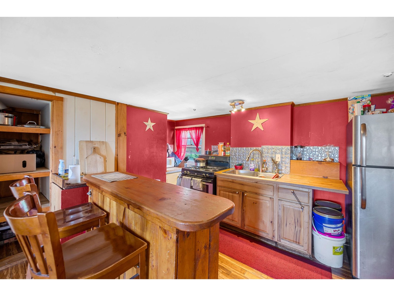 14 Barrows Road