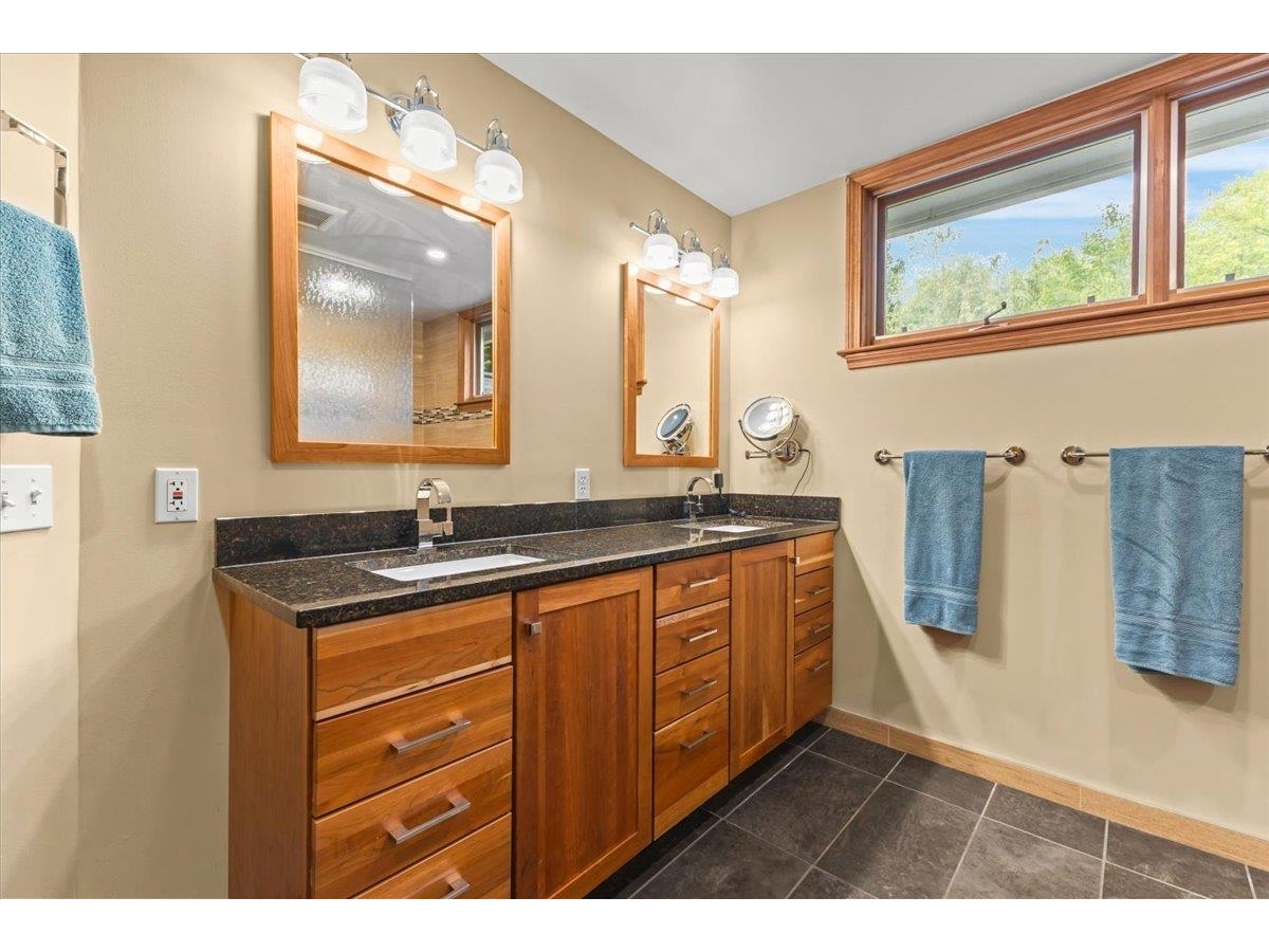14 Beechwood Lane