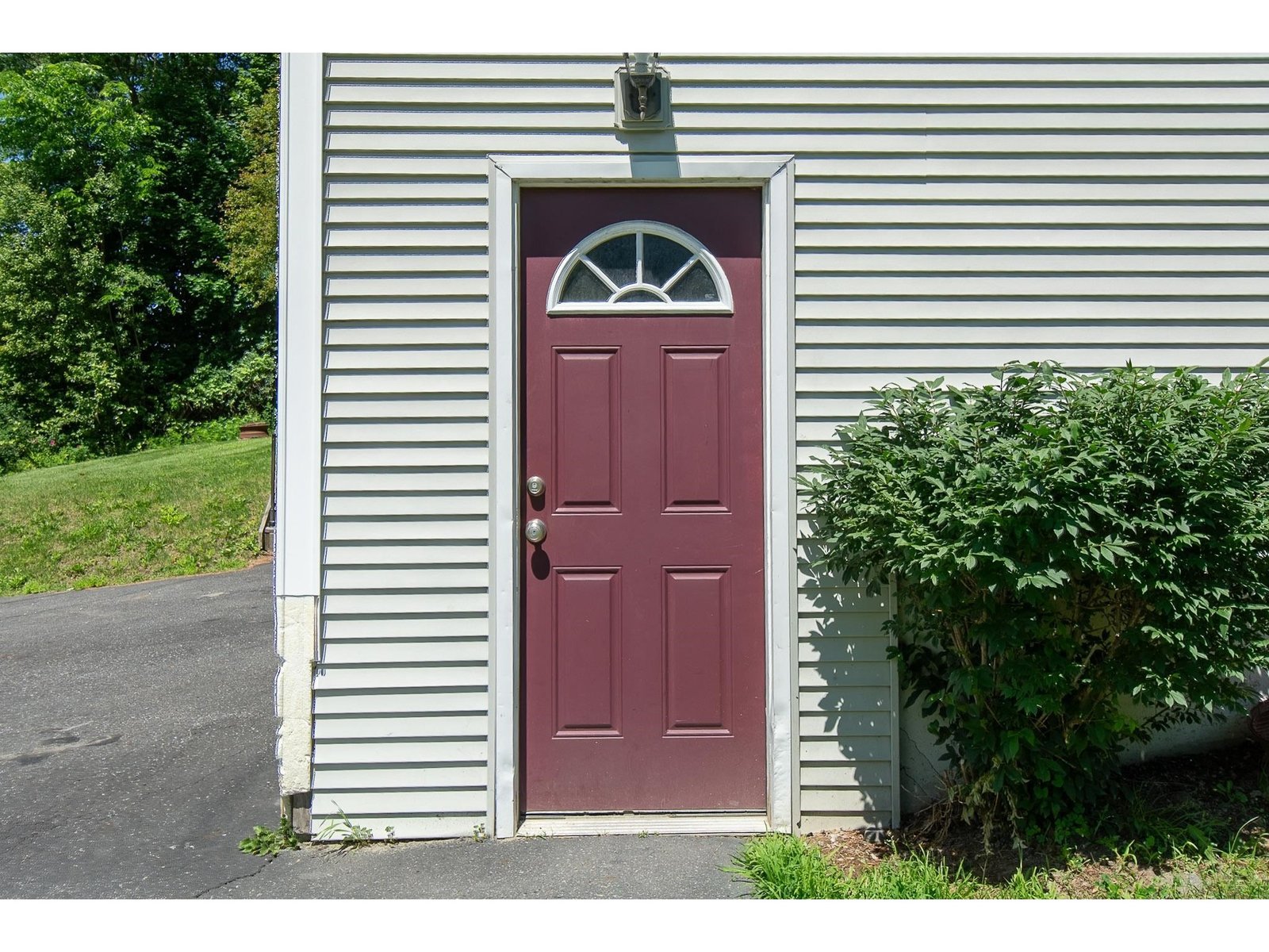 14 East Street