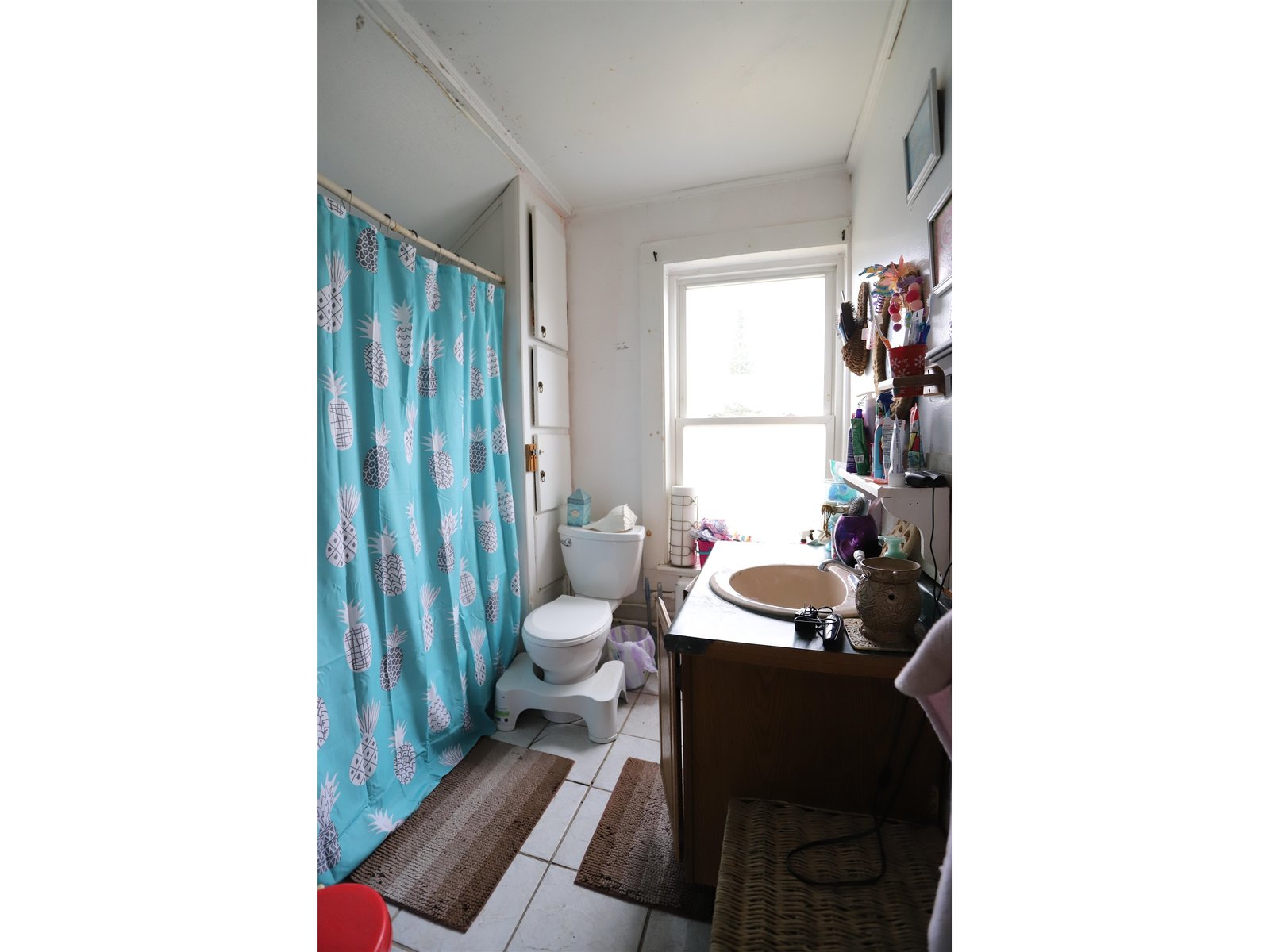 2F - Full Bath