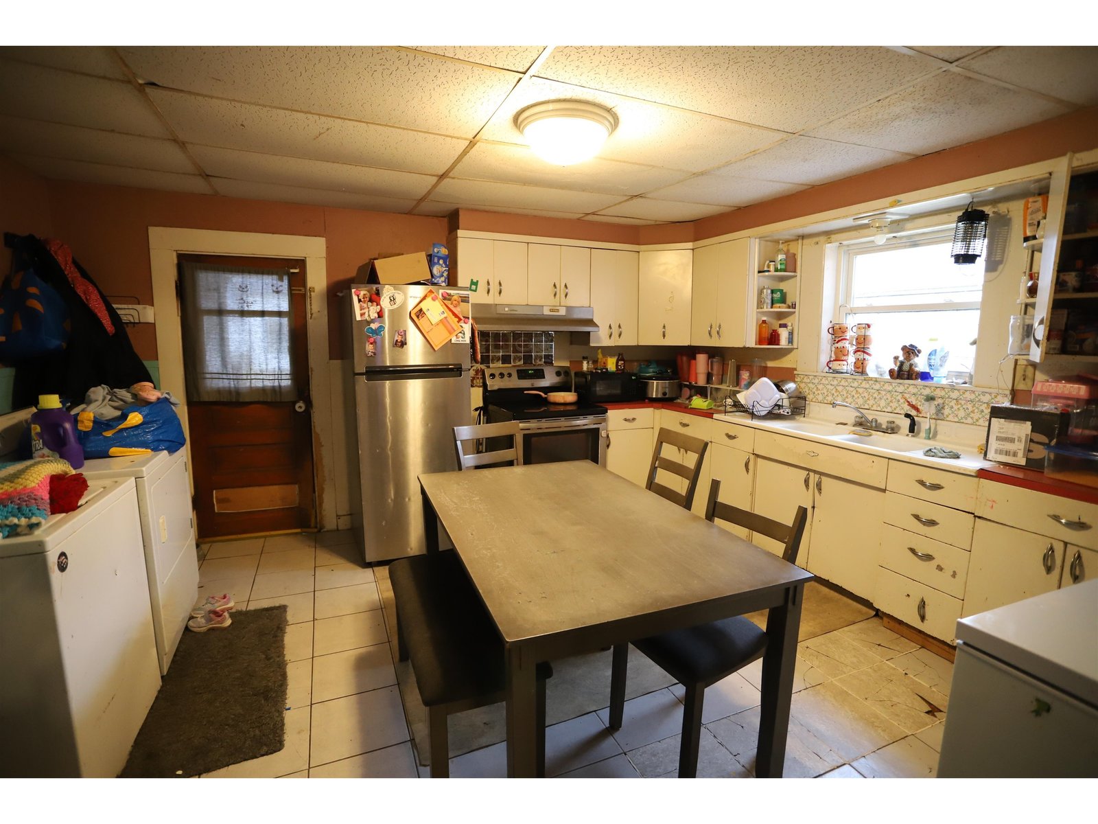 1F - Kitchen