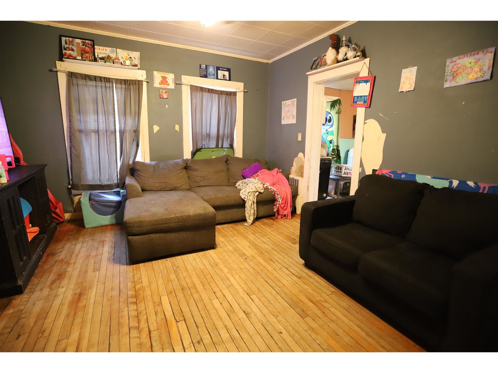 1F - Living Room