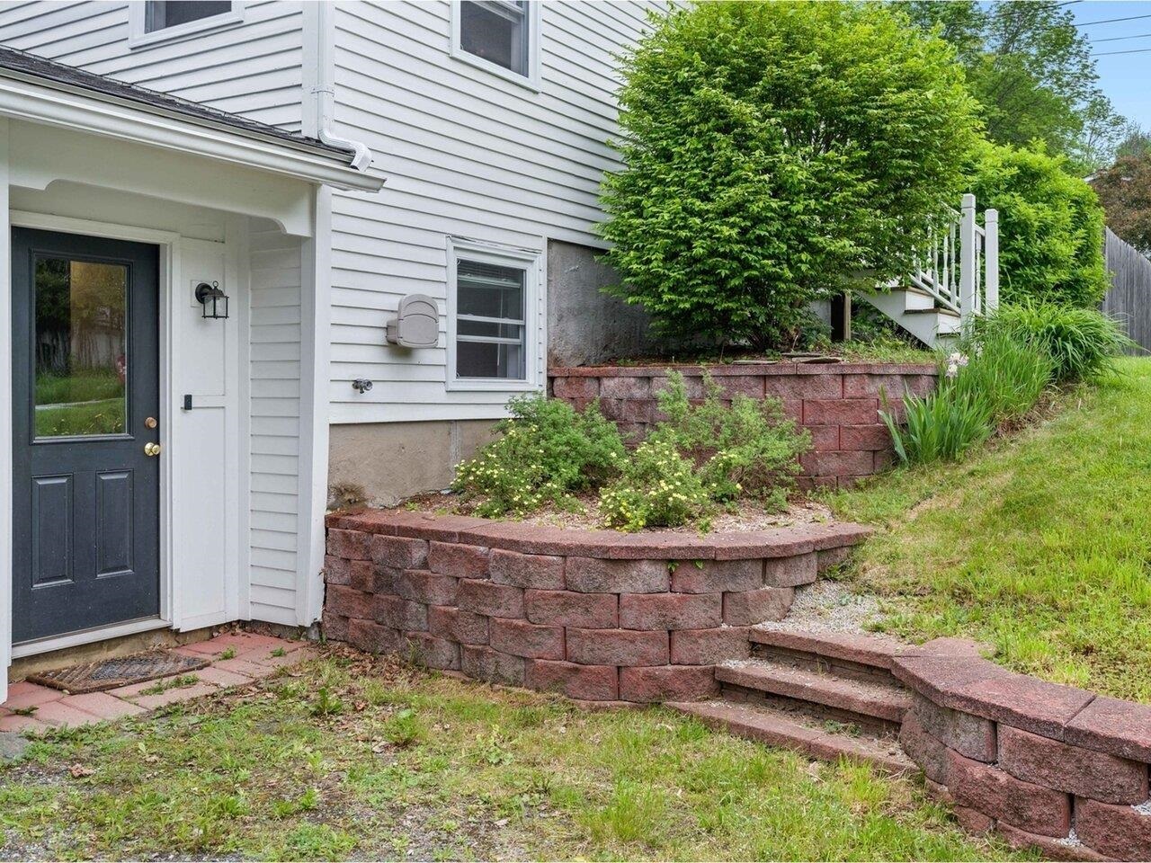 14 Lague Lane