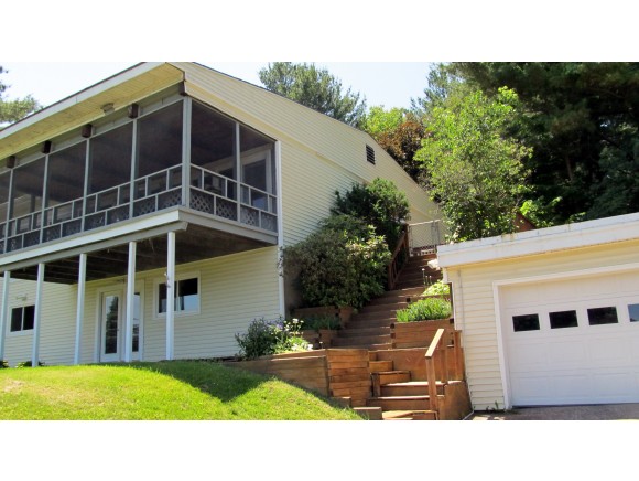 14 Mountain View Boulevard