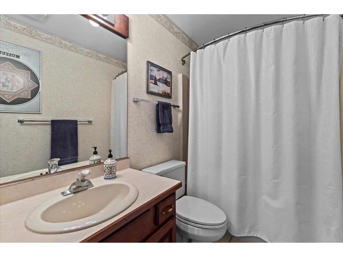 14 Spruce Lane