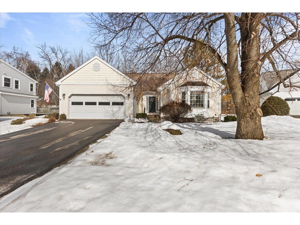 14 Spruce Lane