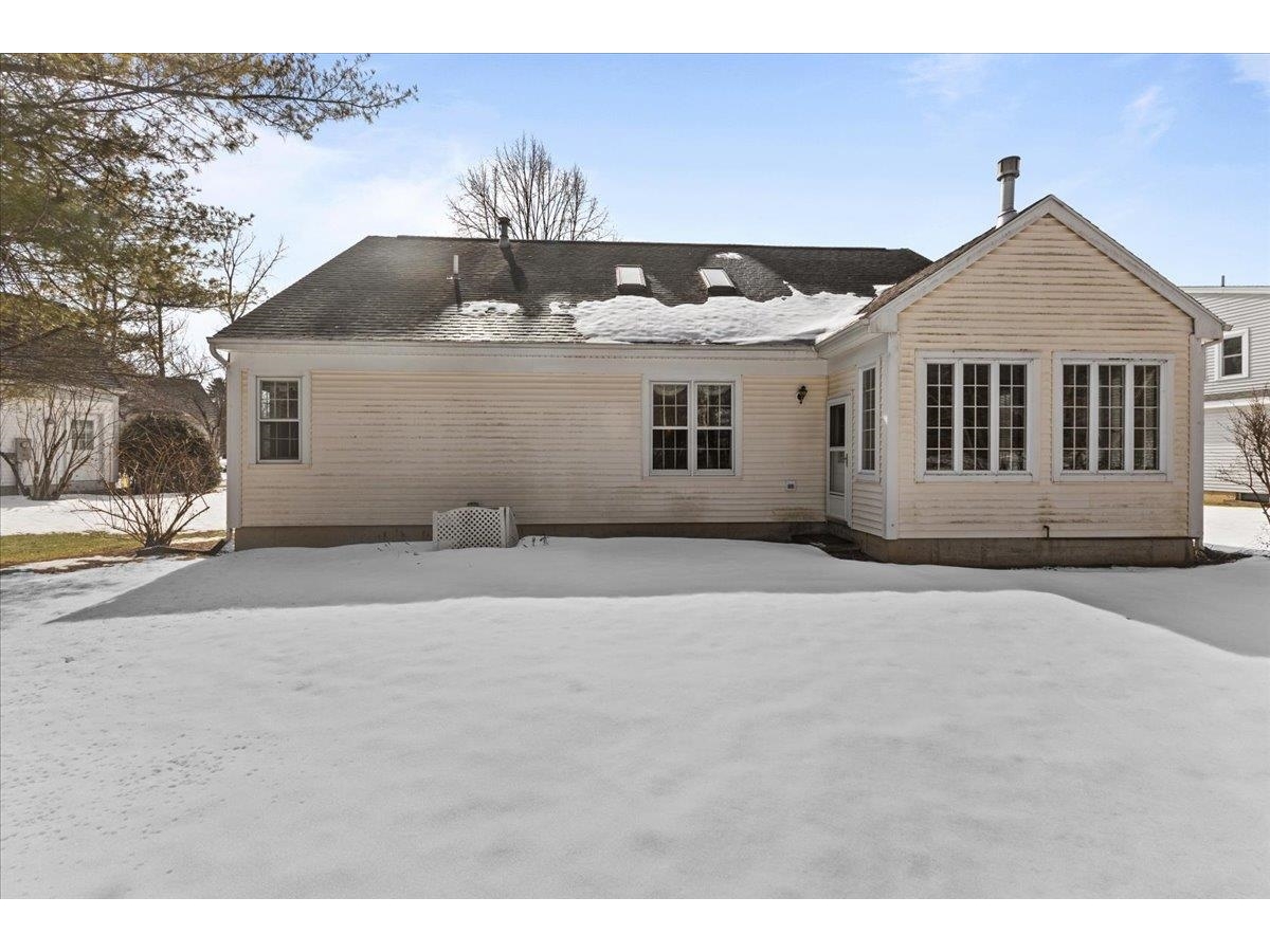 14 Spruce Lane
