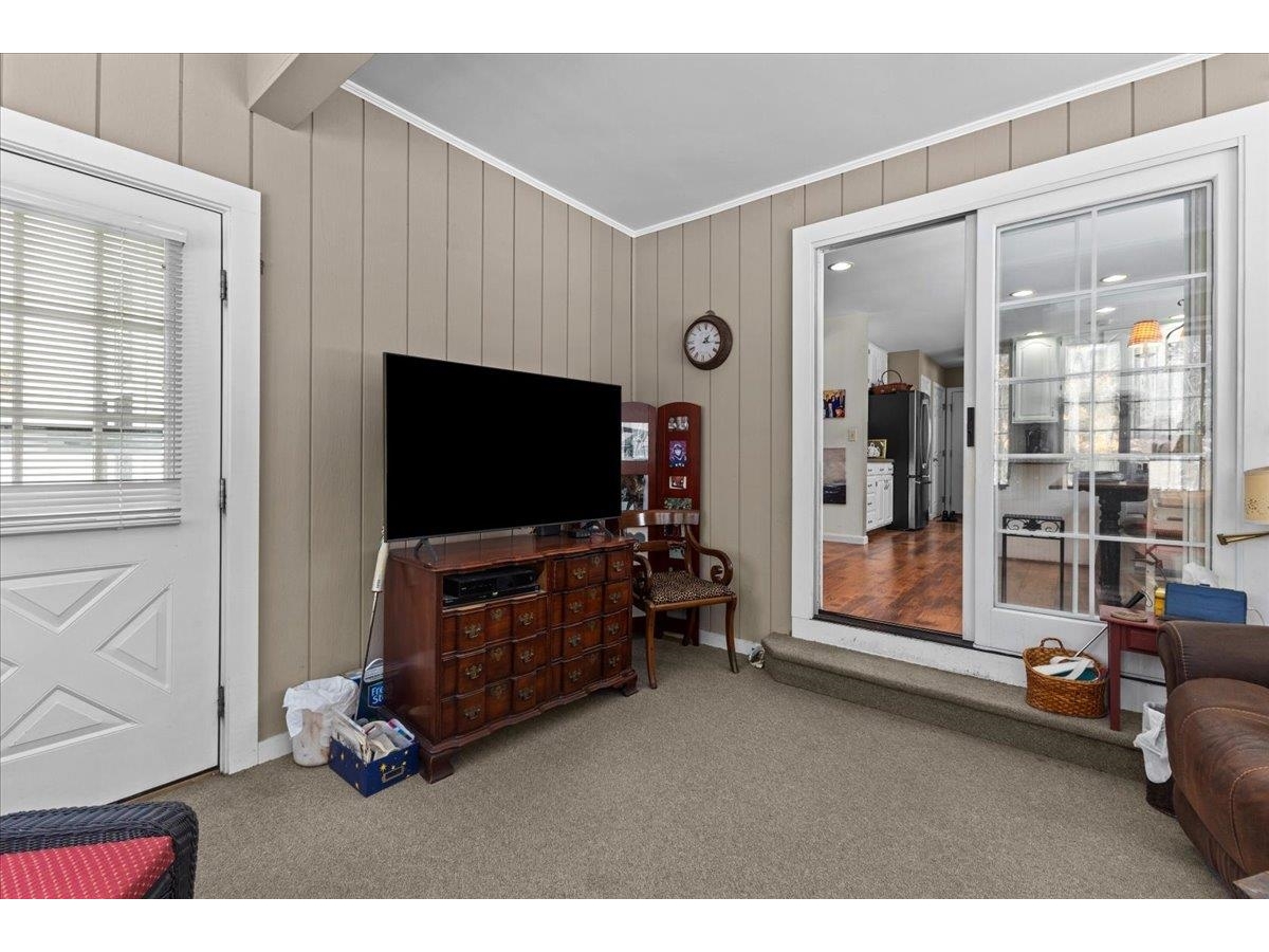 14 Spruce Lane