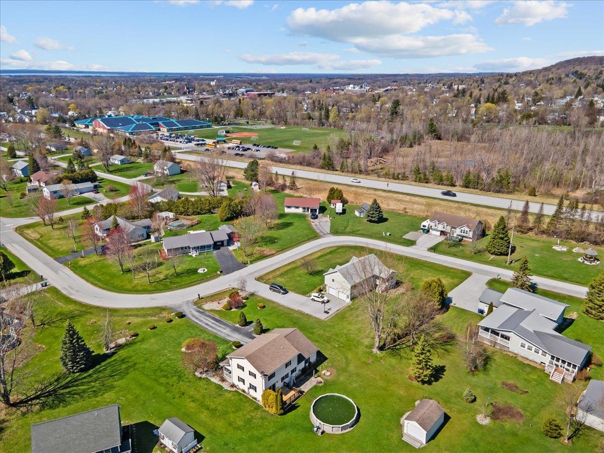 14 Tanglewood Drive