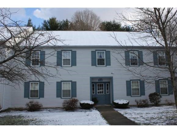 14 Twin Oaks Terrace, Unit 14
