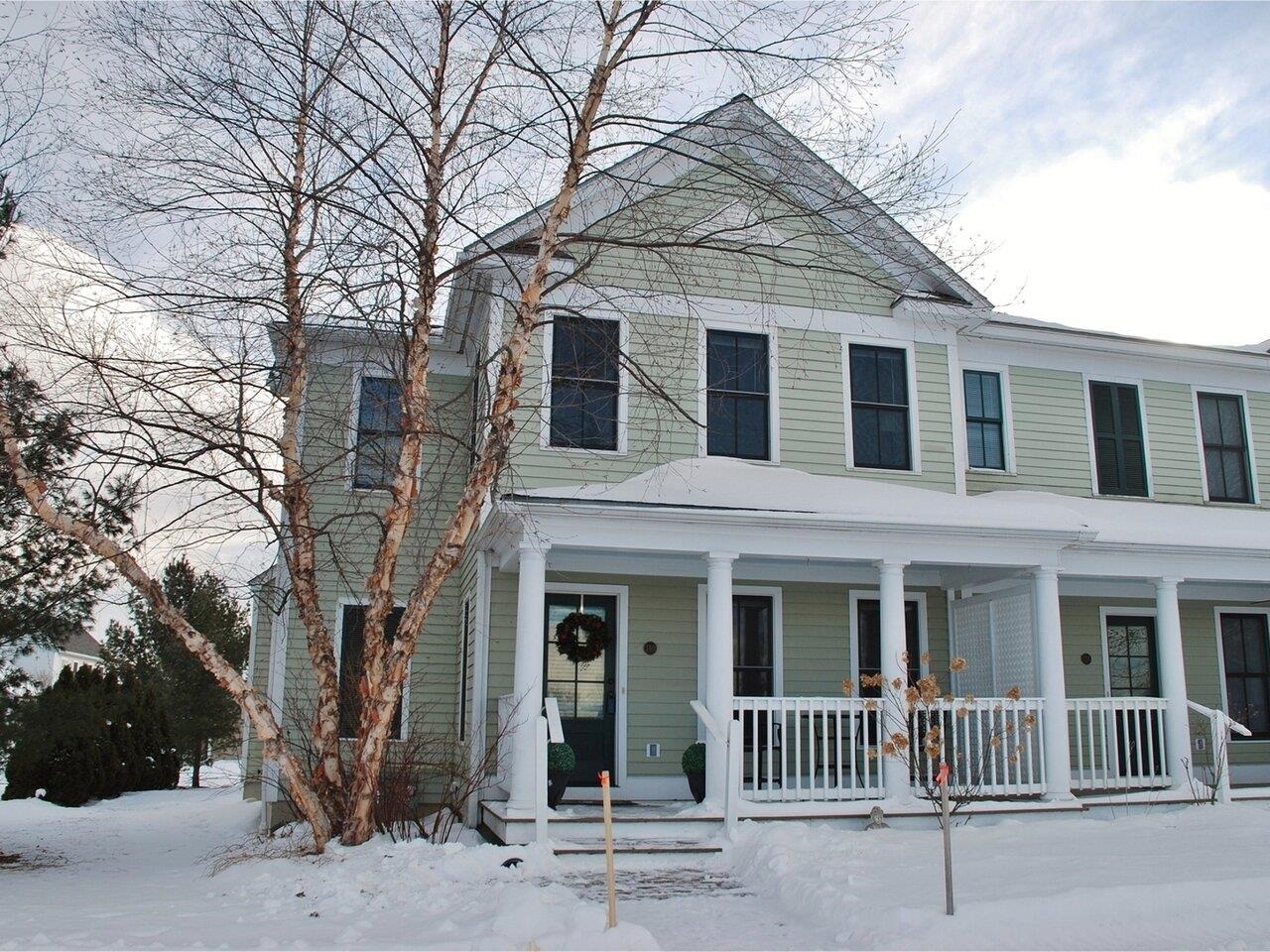 140 Allen Road East