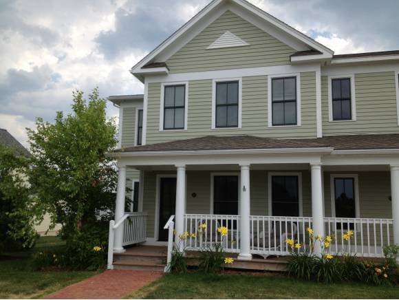 140 Allen Road East, Unit 140