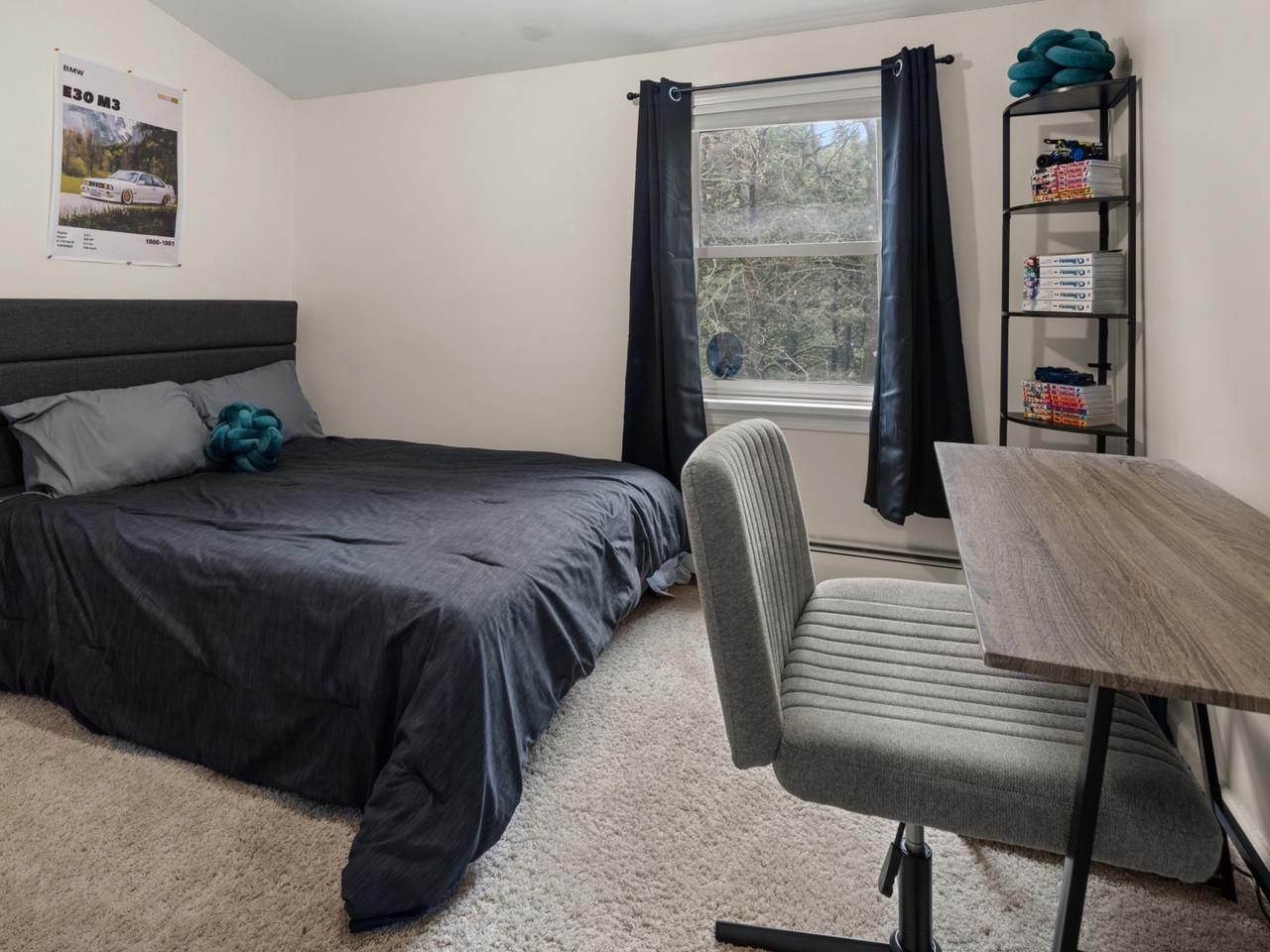 Guest bedroom