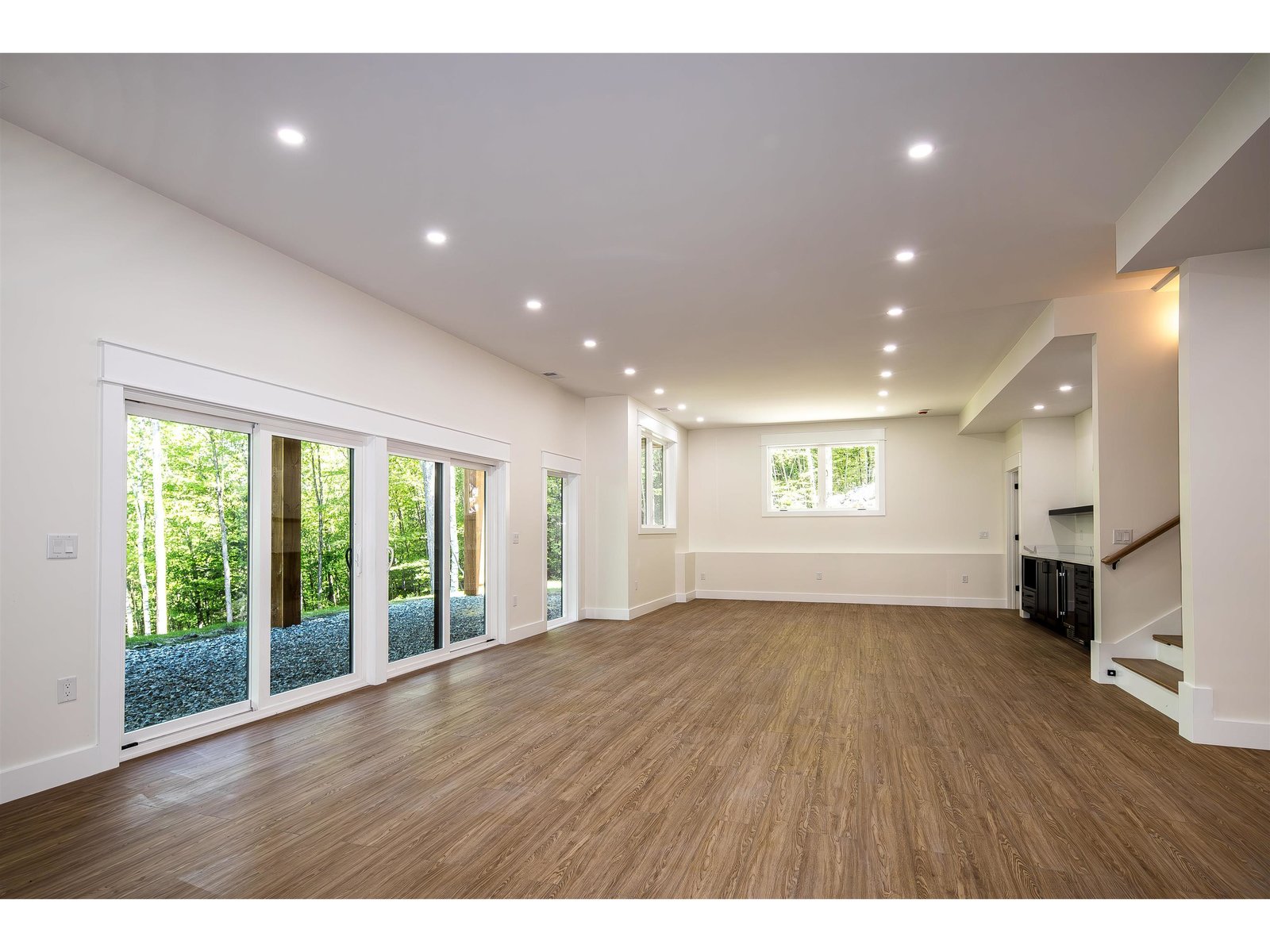 First floor 3/4 bath