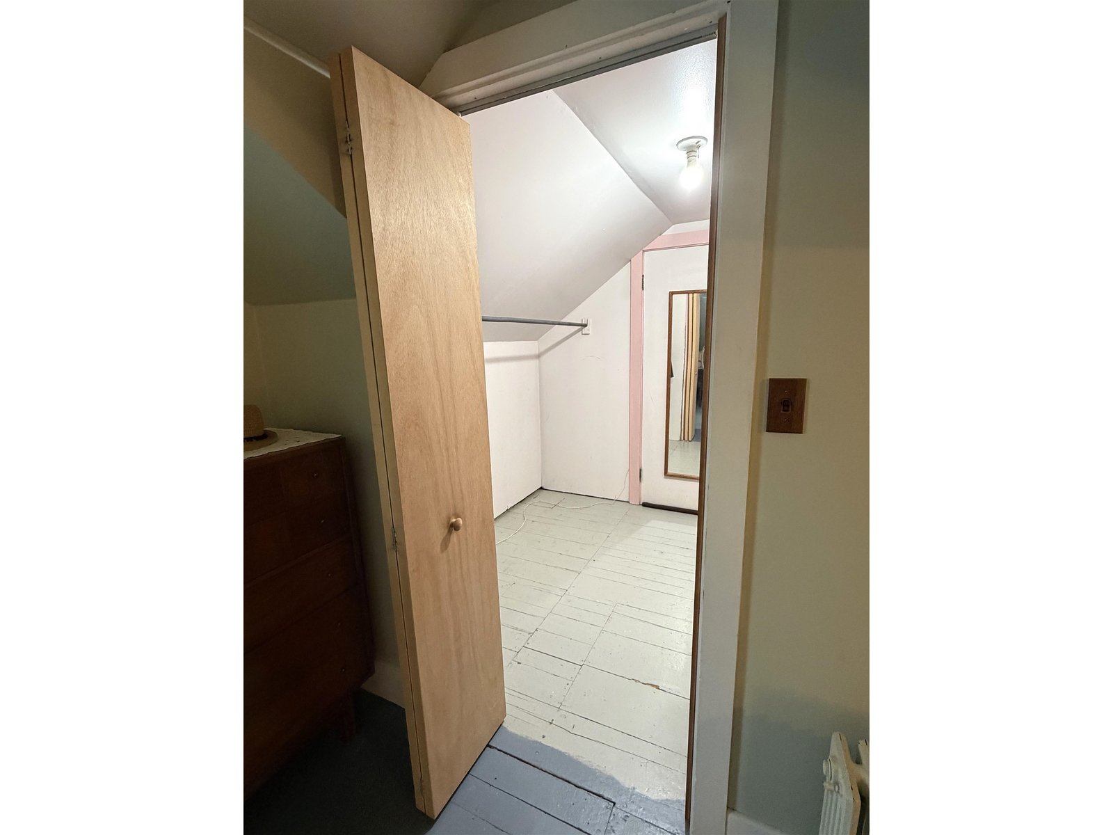 Walk in closet