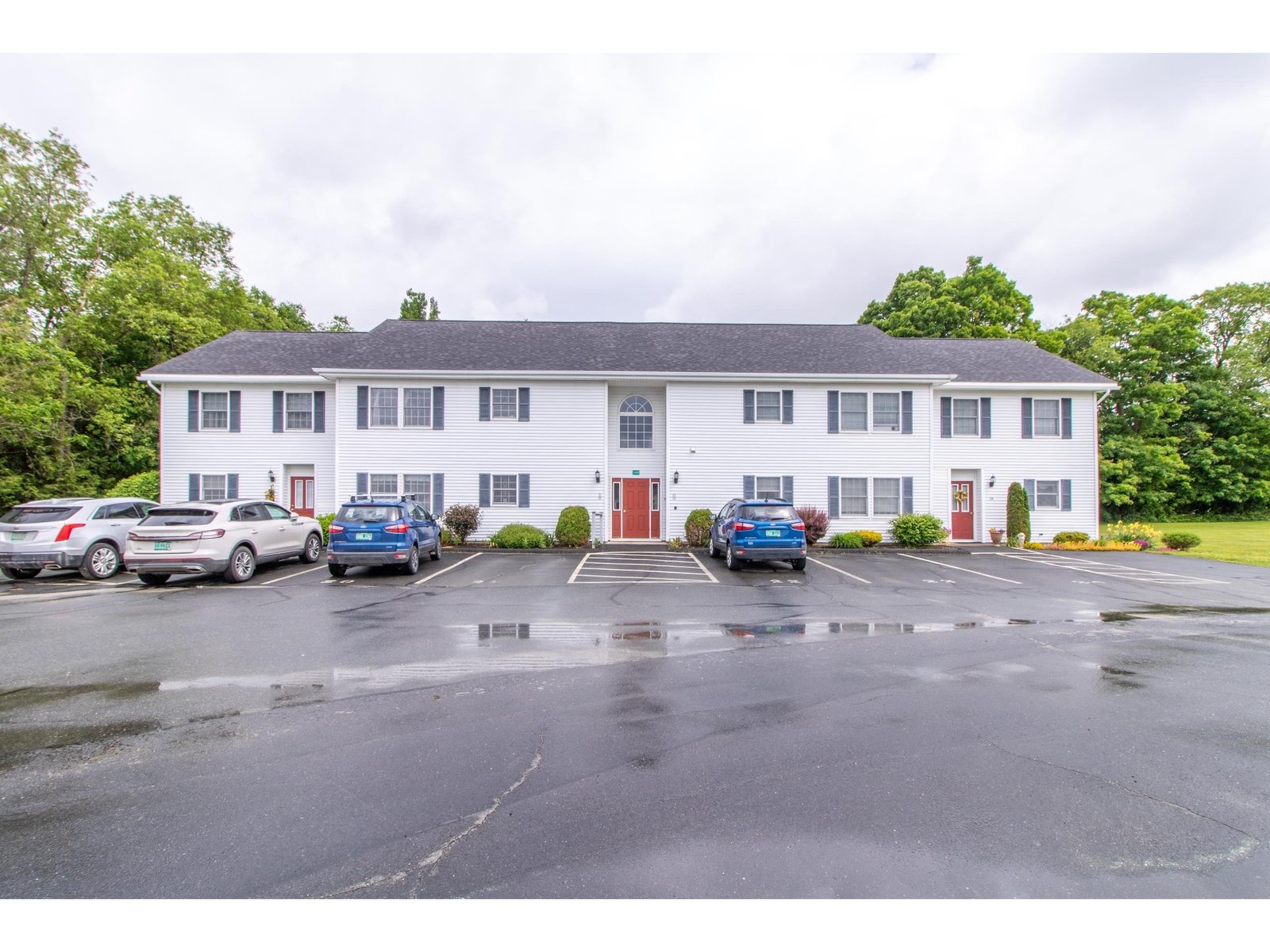 140 Kingsbury Circle, Unit 21