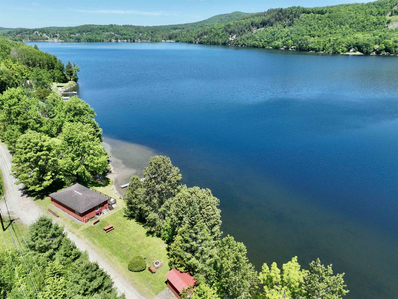 140 Lakeside Lane
