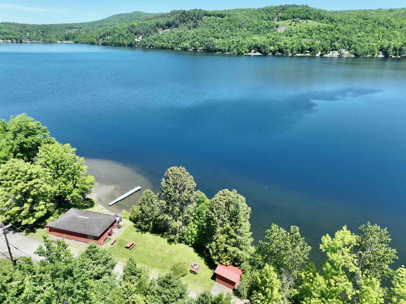 140 Lakeside Lane