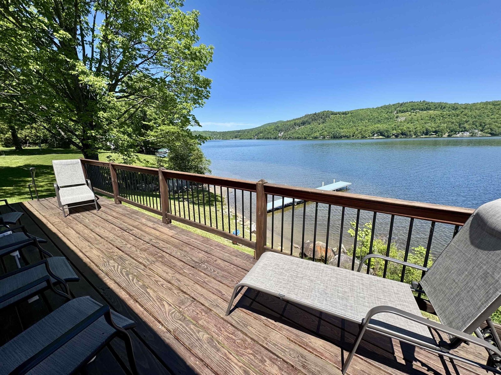 140 Lakeside Lane
