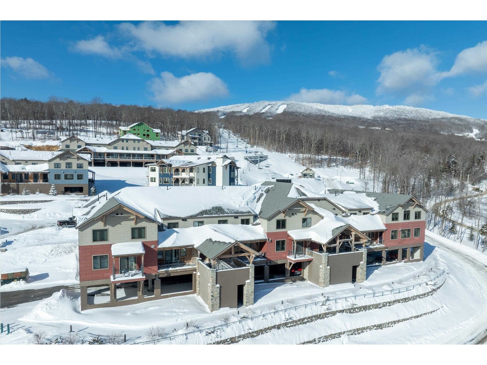 140 Lodge Road, Unit 3
