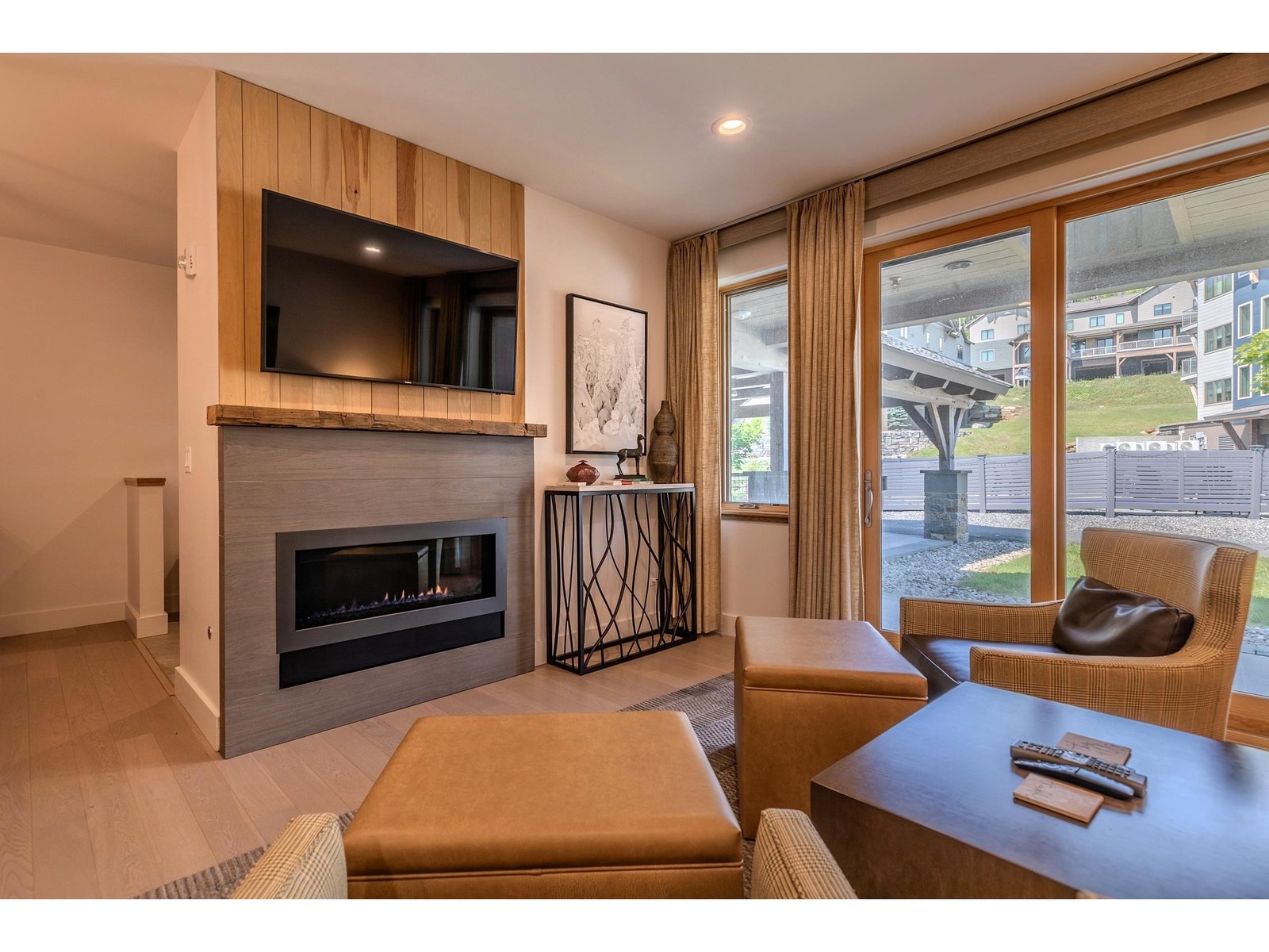 140 Lodge Road, Unit 3