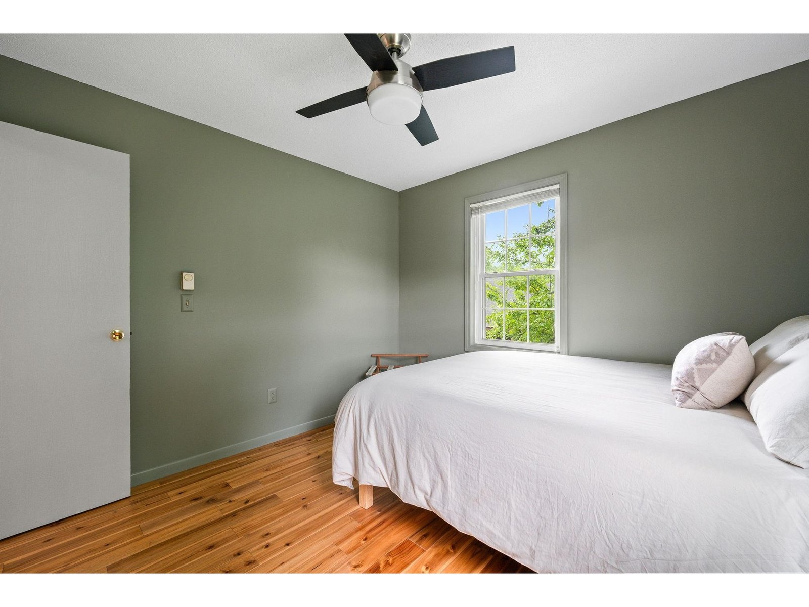 140 North Twin Oaks Terrace
