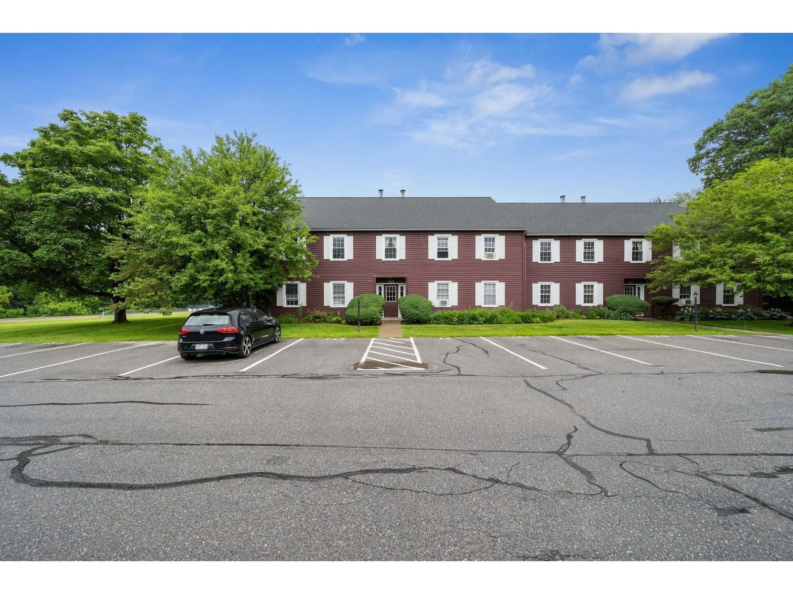 140 North Twin Oaks Terrace