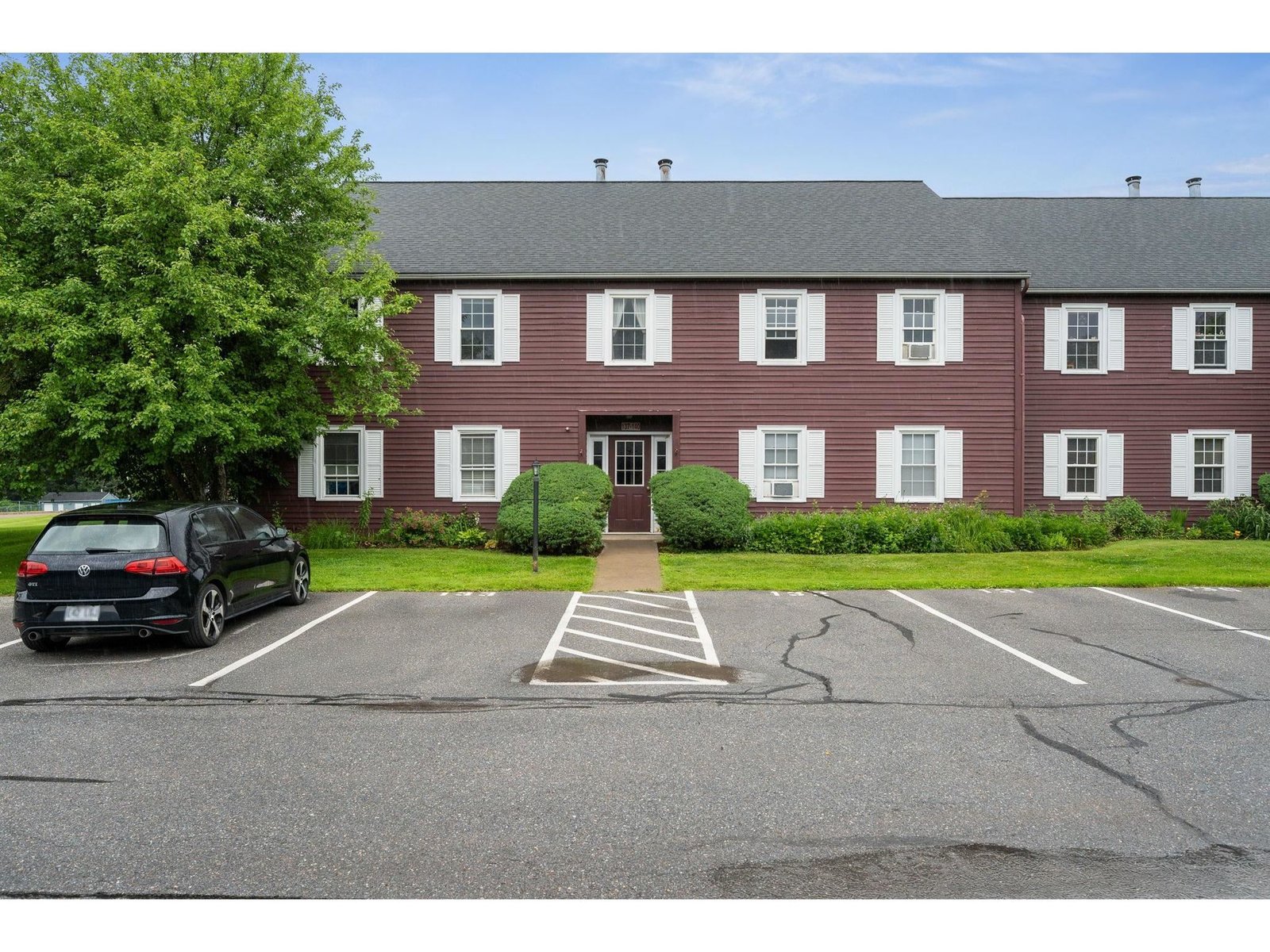140 North Twin Oaks Terrace
