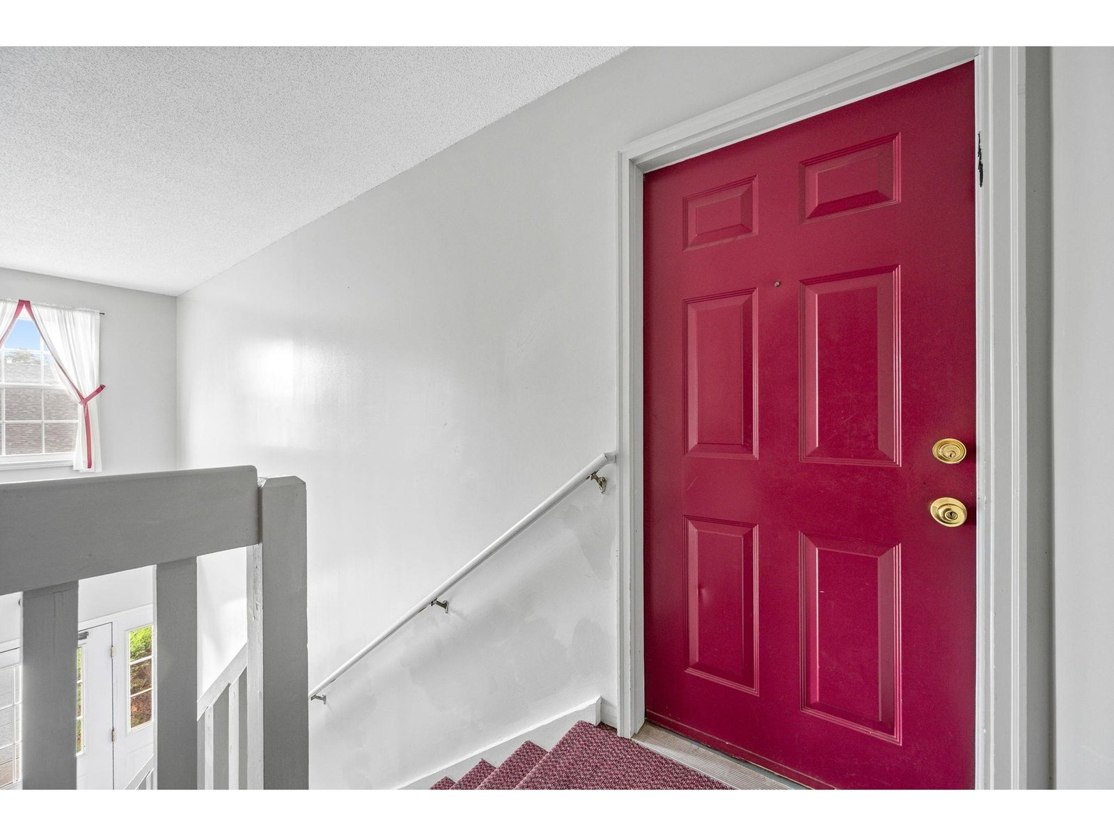 140 North Twin Oaks Terrace