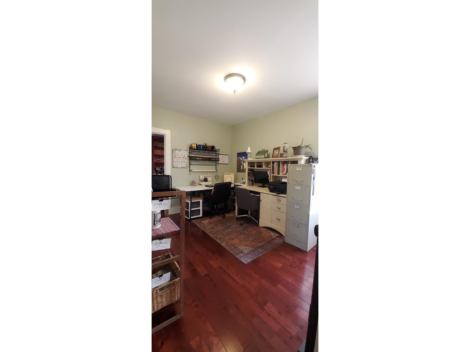 1407 Whittier Hill