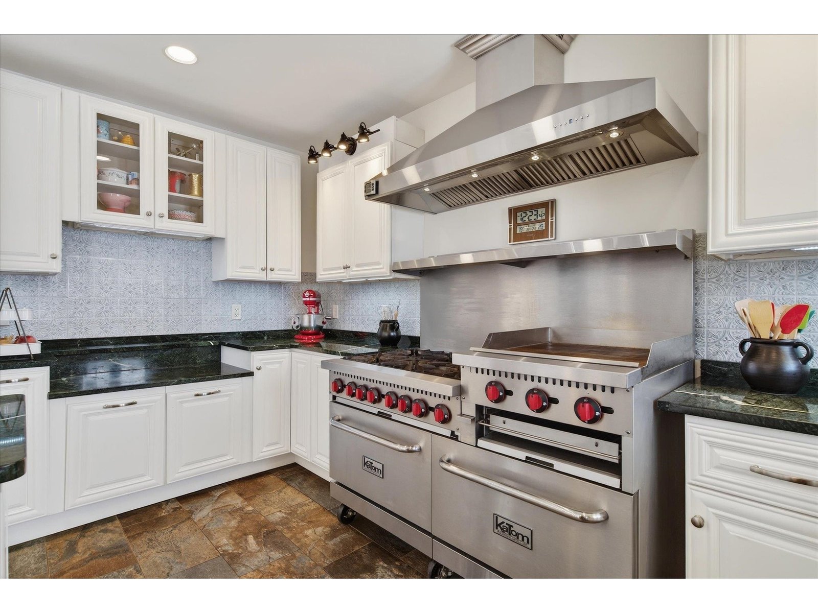 1407 Whittier Hill Road