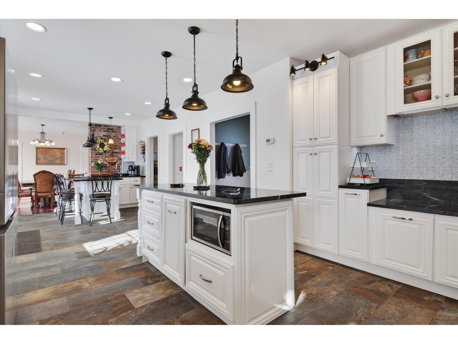 1407 Whittier Hill Road